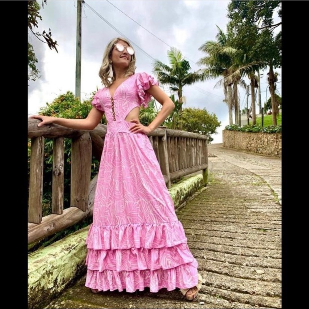 Maxi Dress 💕 - Picture 7 of 11
